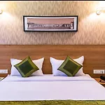 Hotel Grand Orchid Vrindavan - Behind Prem Mandir- In House Parking